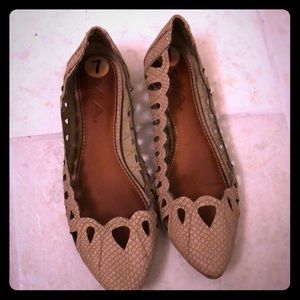 MIA size womens 7 flats